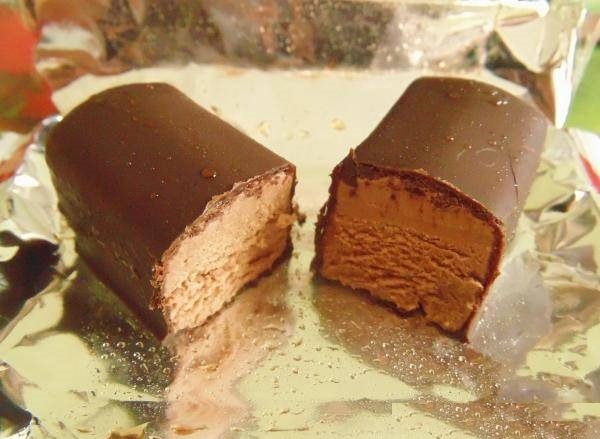 Глазированные сырки шоколадные с шоколадным наполнителем: