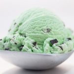 Десерт-мороженое Мятное